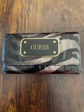 GUESS Black and Gray Patent Leather Wallet